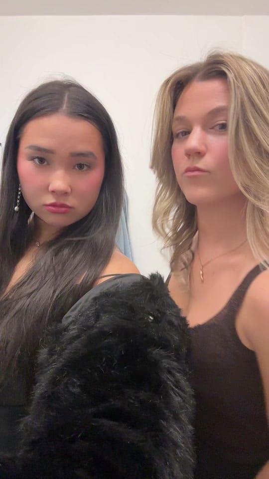 Post 5 by Mel🤍 on TikTok (video)