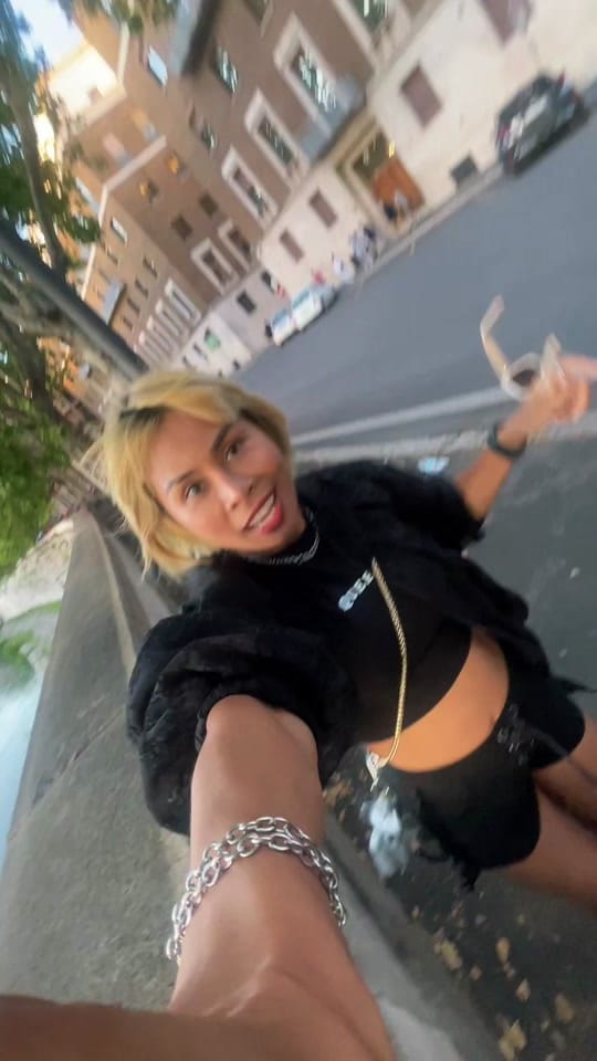 Post 4 by Nakadia on TikTok (video)