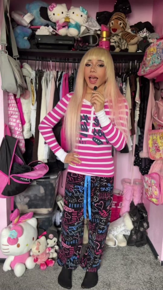 Post 6 by ʚAngelɞ on TikTok (video)