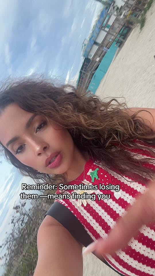 Post 7 by Diana on TikTok (video)