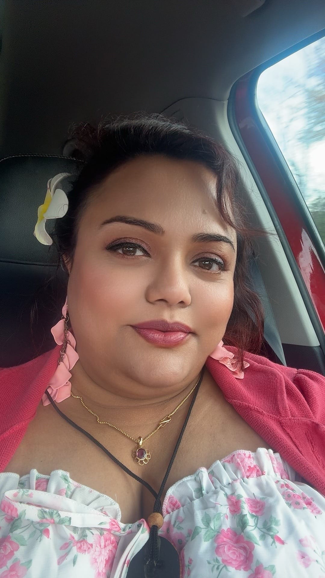 Post 4 by Piyaliroy_official on TikTok (video)