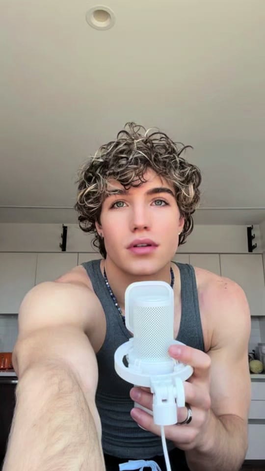 Post 9 by Hazel on TikTok (video)
