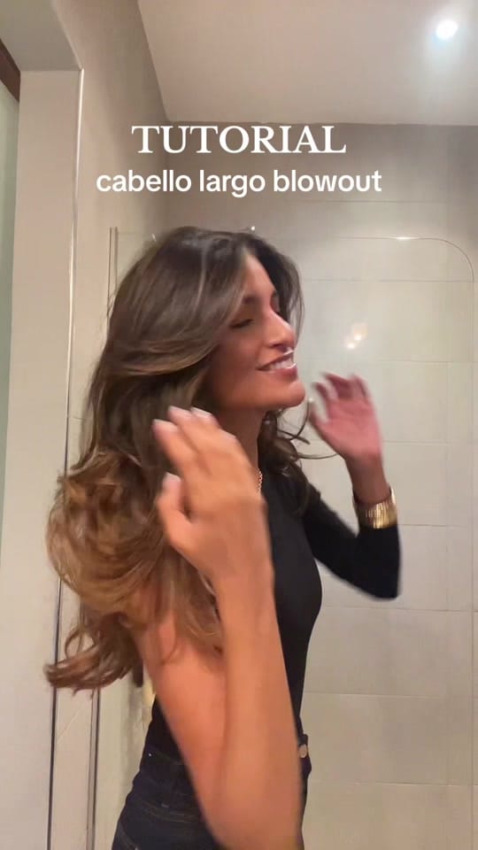 Post 9 by Melanie Riv on TikTok (video)