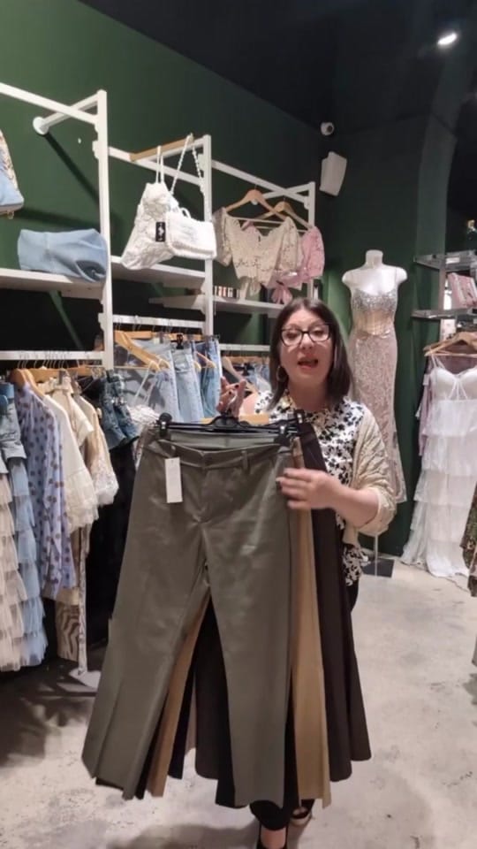 Post 2 by VICCARI CARMEN on TikTok (video)