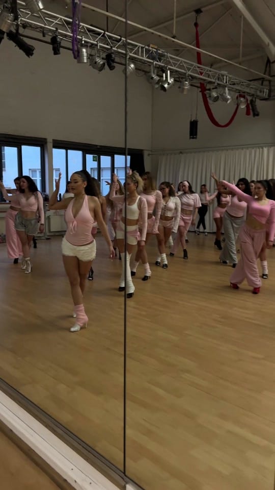 Post 8 by Jamila 🍯 on TikTok (video)