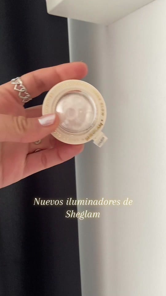 Post 6 by Laravalladares on TikTok (video)