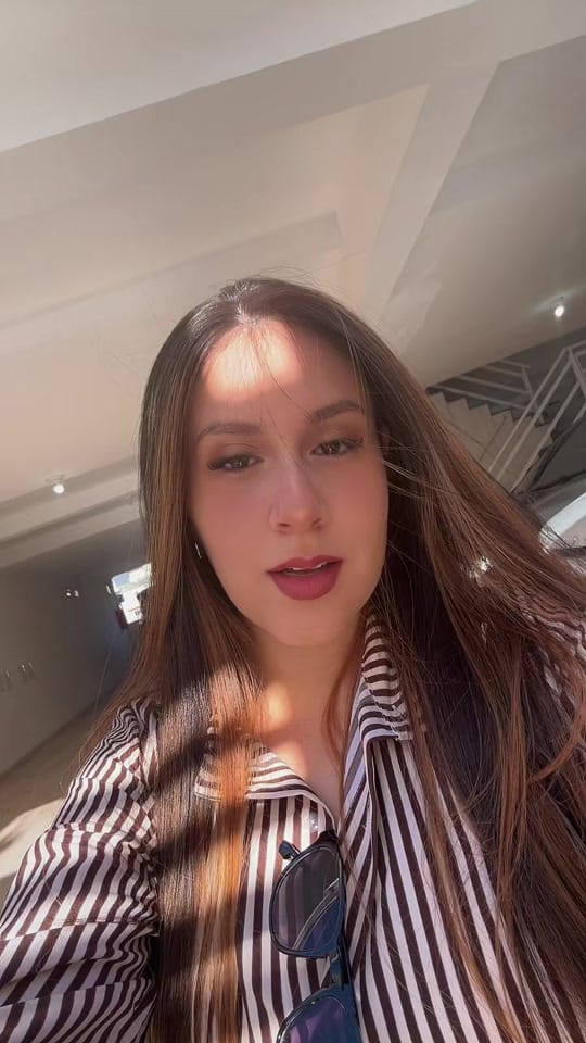 Post 6 by Vitoria Jacob on TikTok (video)