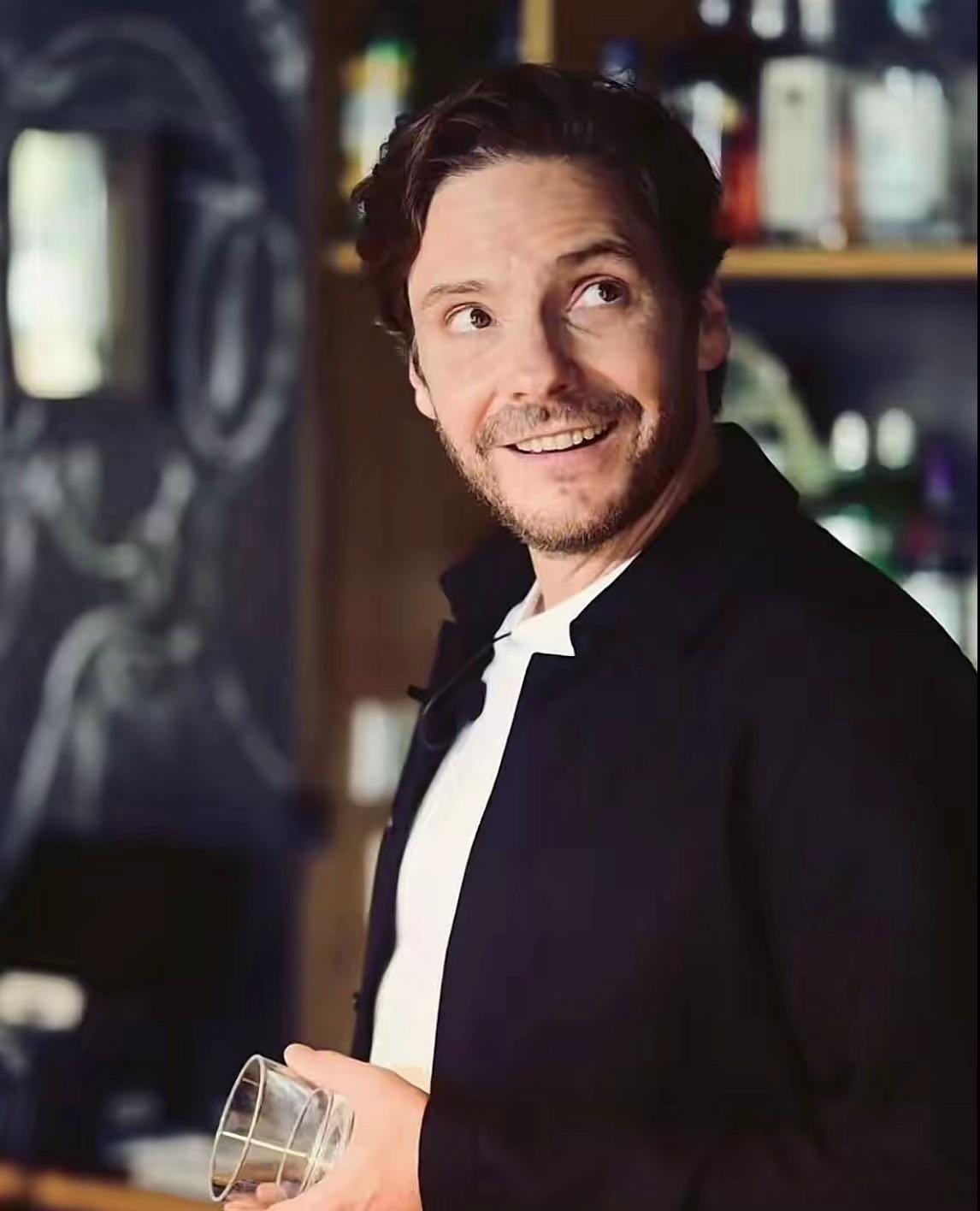Post 1 by Daniel Brühl on TikTok (video)