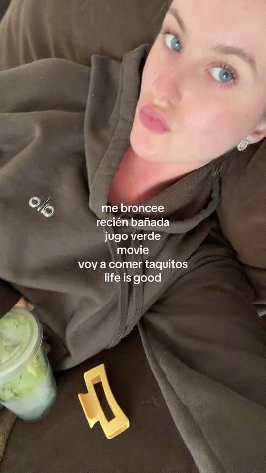 Post 1 by Sofía Maties🪽🦢✨ on TikTok (video)