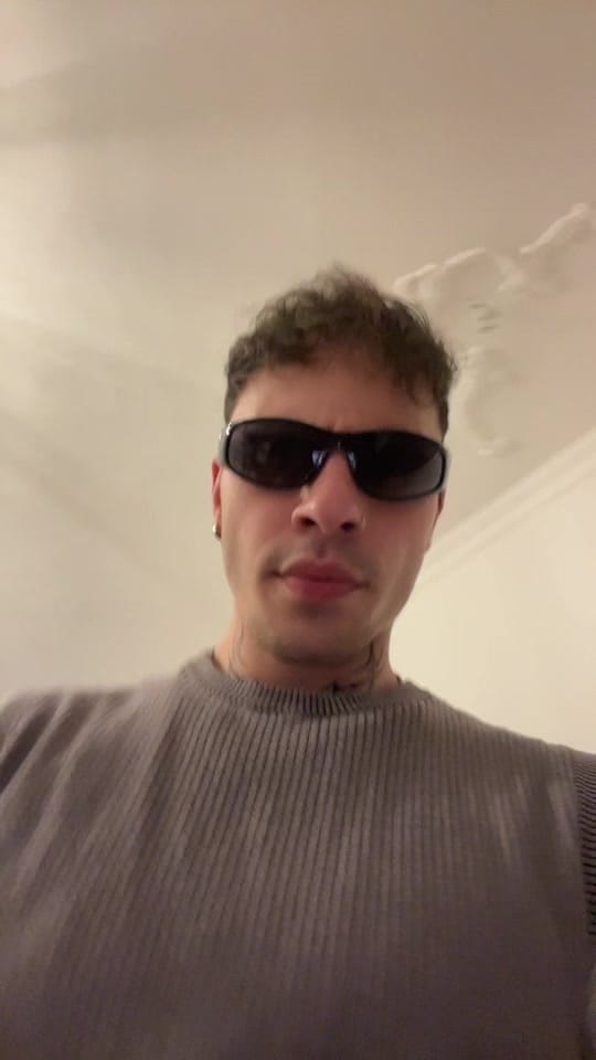 Post 7 by symondance on TikTok (video)