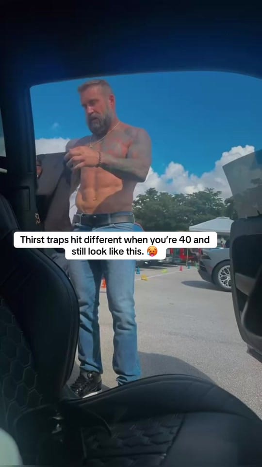 Post 4 by Daddyhop01 on TikTok (video)