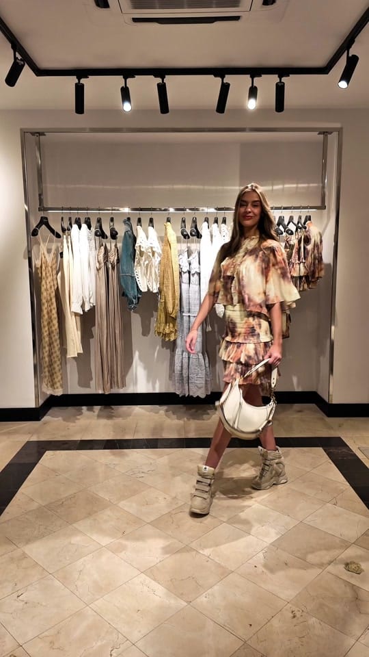 Post 2 by FRANK STORE 1987 on TikTok (video)