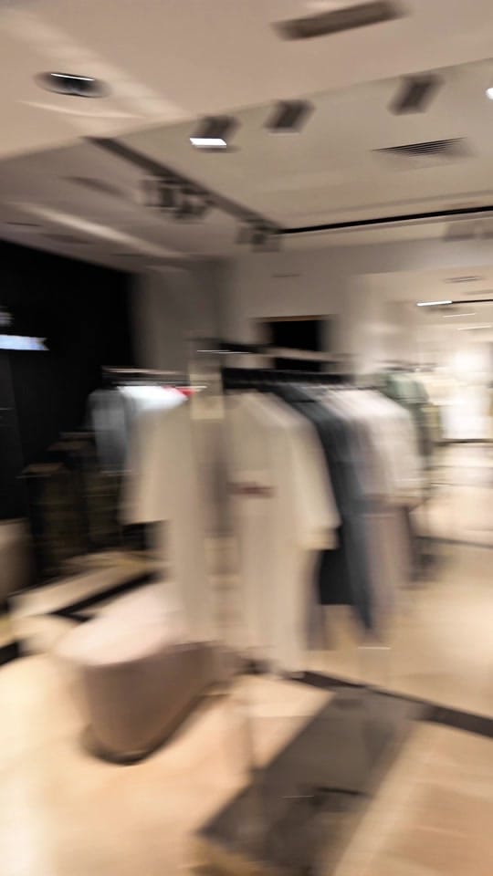 Post 4 by FRANK STORE 1987 on TikTok (video)