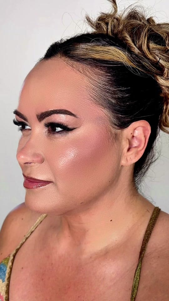 Post 9 by Rosa Villegas | Makeup Pro ✨🖤 on TikTok (video)