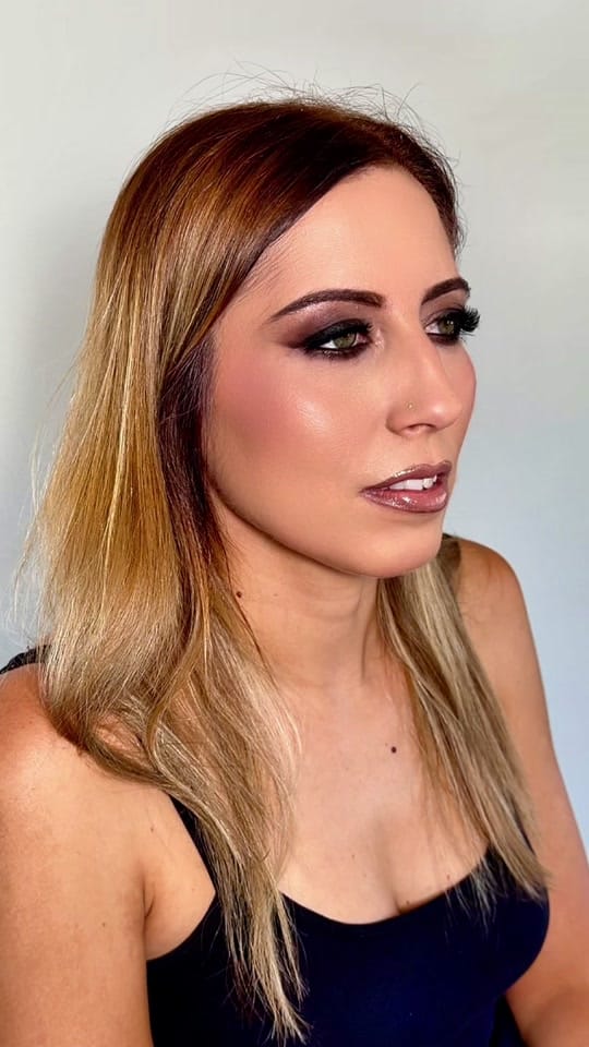 Post 2 by Rosa Villegas | Makeup Pro ✨🖤 on TikTok (video)