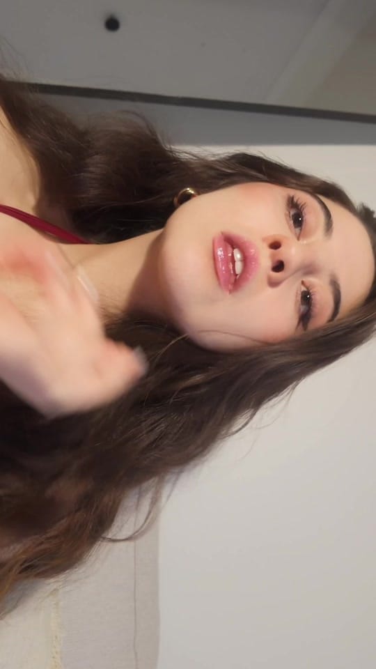 Post 4 by emyliduran on TikTok (video)