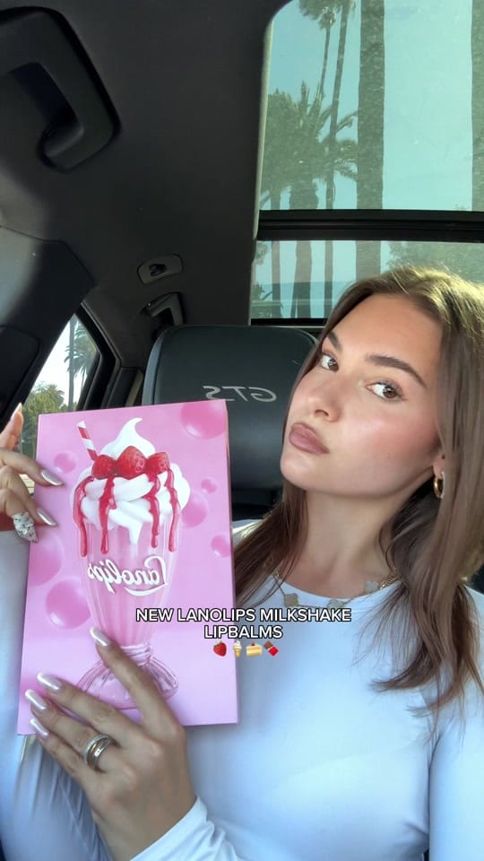 Post 9 by Nina Pacek🦂 on TikTok (video)
