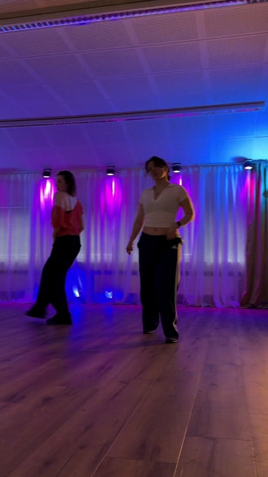 Post 5 by OXANA on TikTok (video)