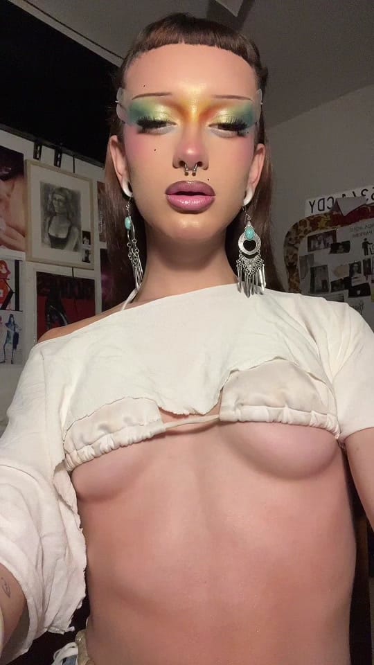 Post 2 by chloè onassis on TikTok (video)