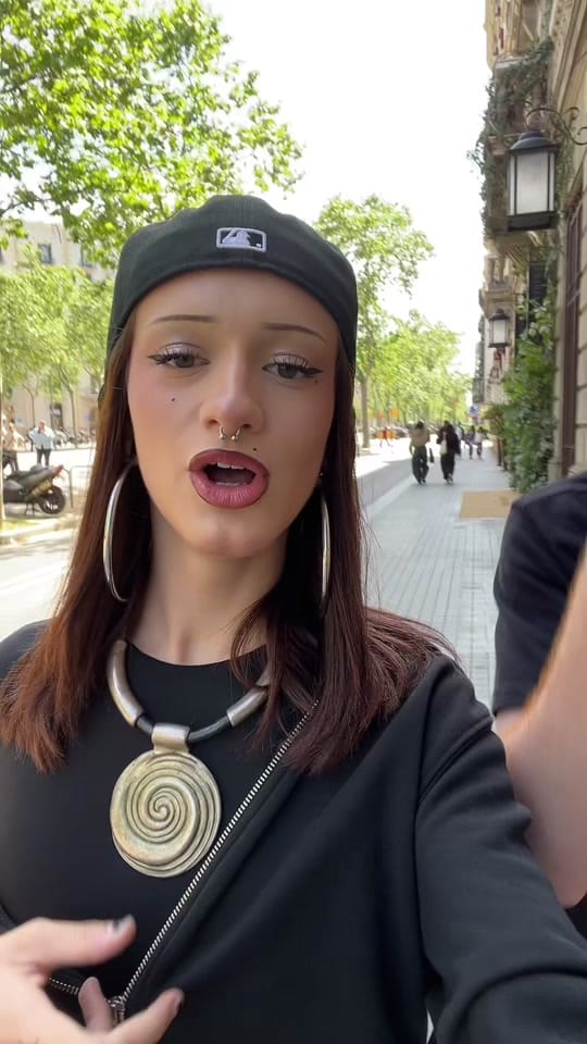 Post 1 by chloè onassis on TikTok (video)