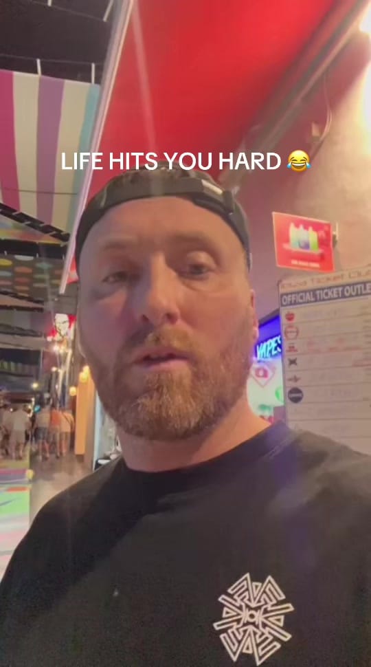 Post 1 by Zero Six West Ibiza on TikTok (video)