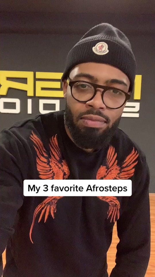 Post 6 by Moe Messenger on TikTok (video)