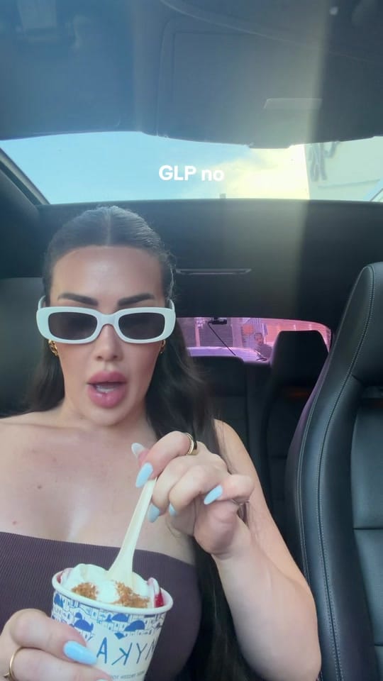 Post 1 by TheQueenOfSerbia on TikTok (video)