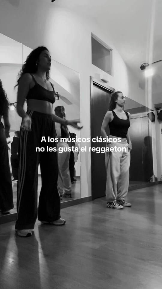 Post 4 by pilarlavado on TikTok (video)