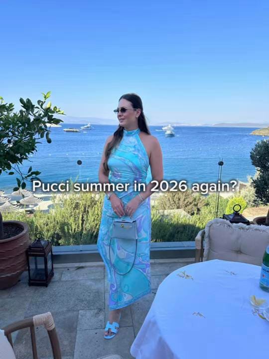 Post 7 by Anna-Lena on TikTok (video)
