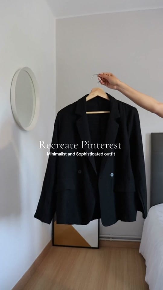 Post 10 by Karoline on TikTok (video)