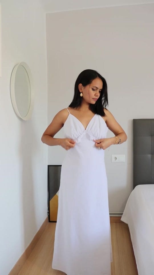 Post 2 by Karoline on TikTok (video)