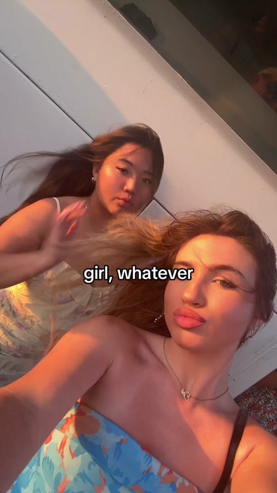 Post 7 by Eire Elizabeth 🎱🥂🐆🍒💄 on TikTok (video)