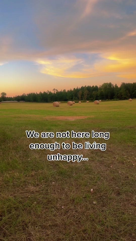 Post 2 by Kristen Rogers on TikTok (video)