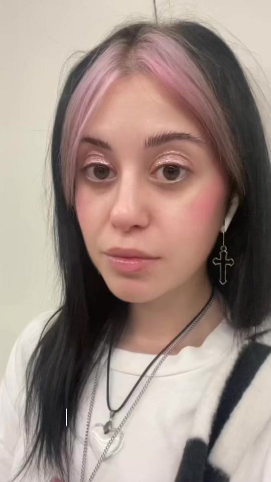 Post 6 by 🕷️Julia🕷️ on TikTok (video)