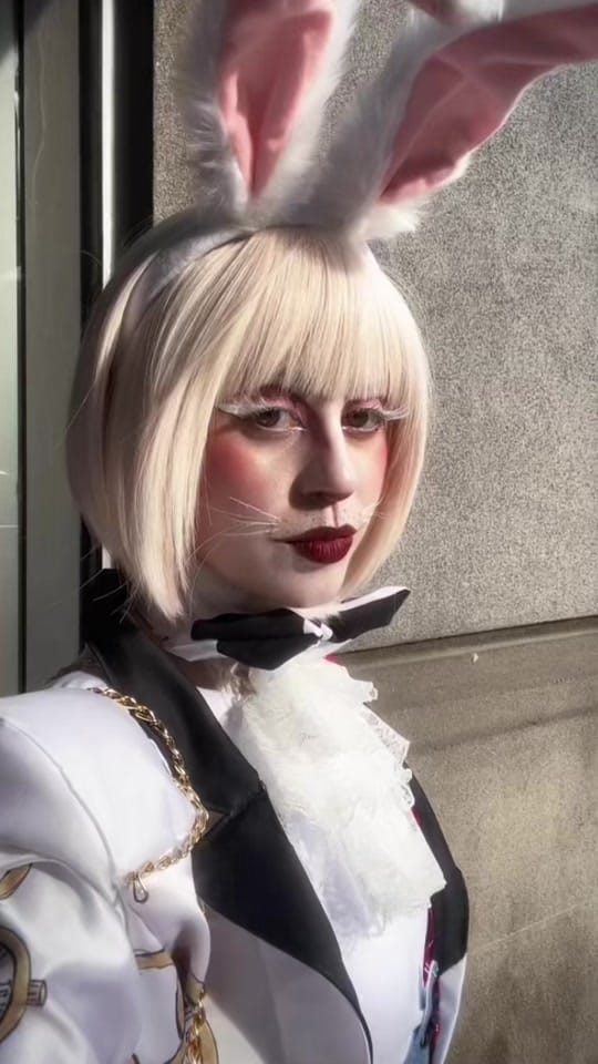 Post 4 by 🕷️Julia🕷️ on TikTok (video)