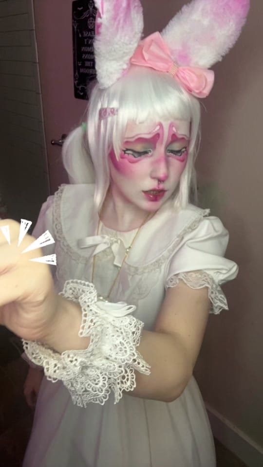 Post 3 by ☆ 𝙱𝚎𝚛𝚕𝚒𝚗 ☆ on TikTok (video)