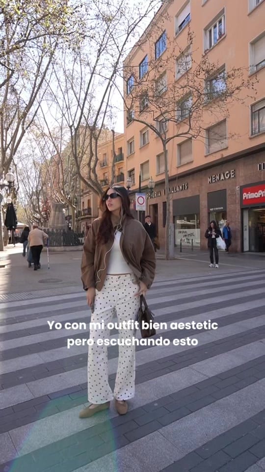 Post 2 by sabrinasoltau on TikTok (video)