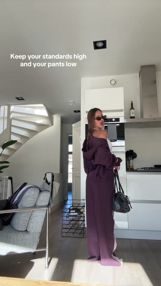Post 4 by emmuchierikssonn on TikTok (video)