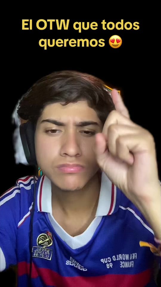 Post 3 by Essentials Gaming on TikTok (video)
