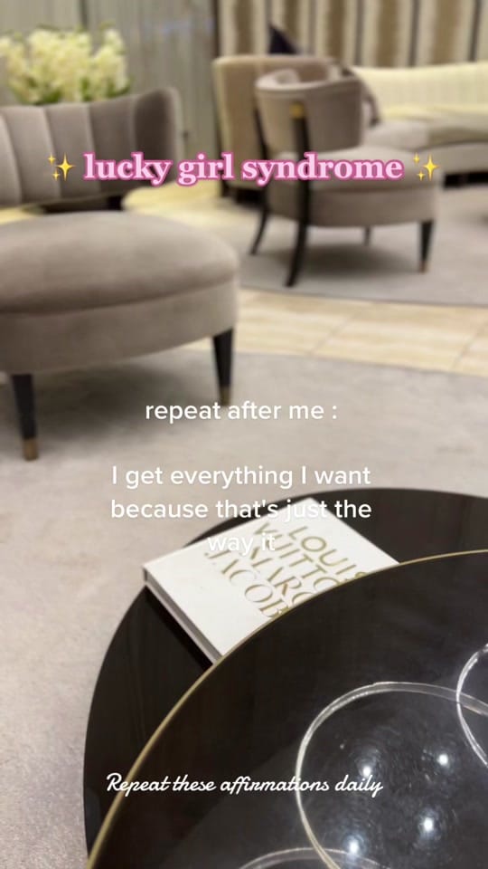 Post 10 by The Greek and Cosy Yogi 🧿✨ on TikTok (video)