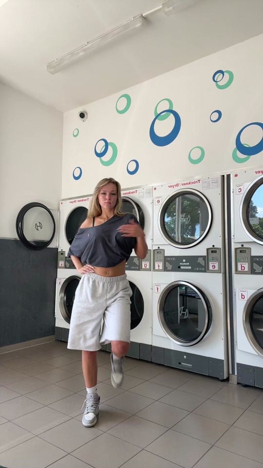 Post 6 by Lioba🫧🎀 on TikTok (video)