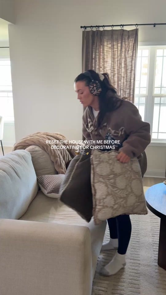 Post 1 by Malana on TikTok (video)