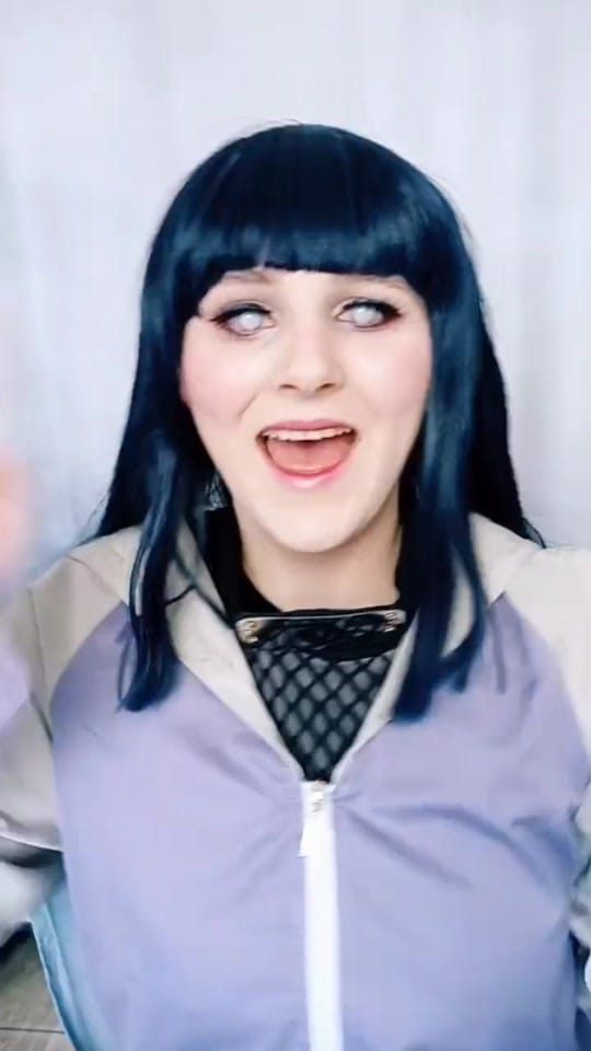 Post 2 by Sharky Suzu 🦈 on TikTok (video)