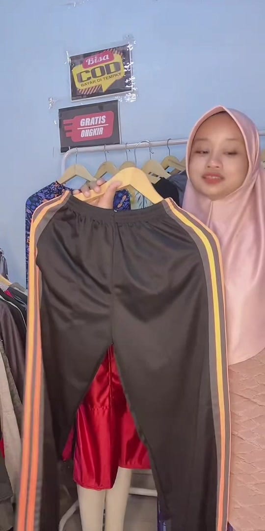 Post 2 by Husna99 on TikTok (video)