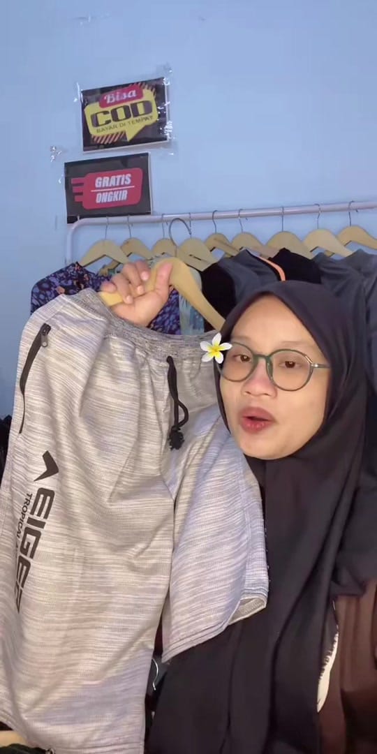 Post 1 by Husna99 on TikTok (video)