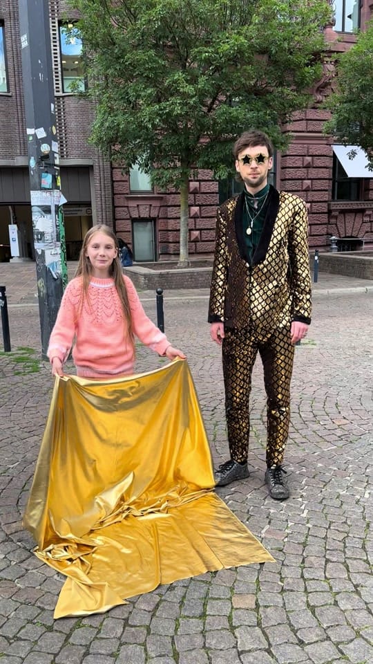Post 7 by siegfriedandjoy on TikTok (video)