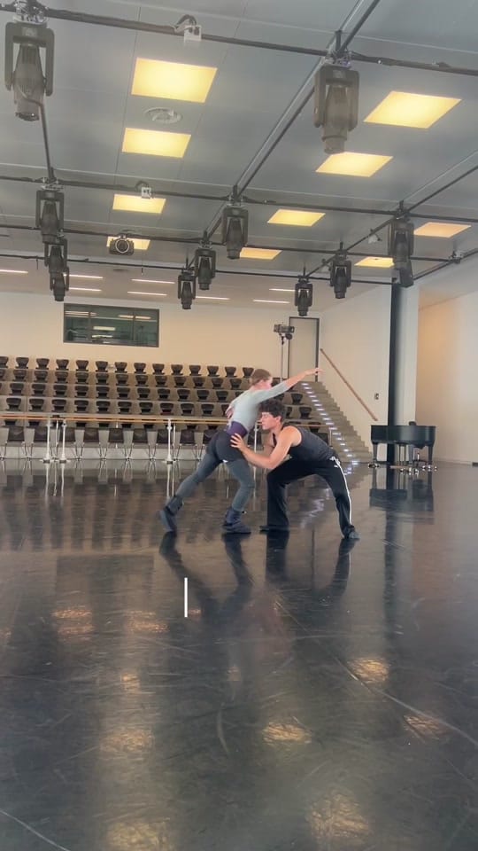 Post 6 by joana on TikTok (video)