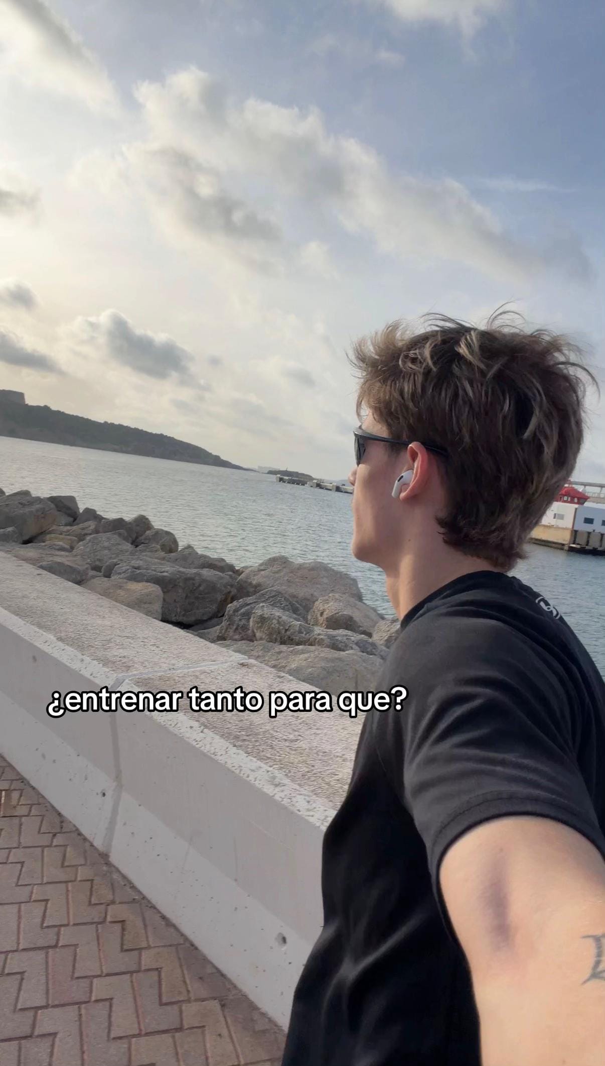 Post 9 by javiierplanells on TikTok (video)