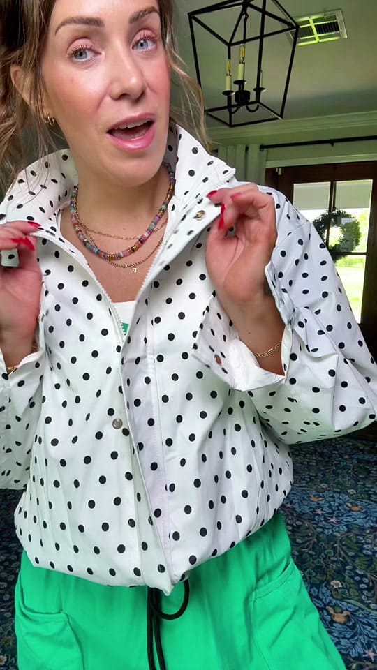 Post 5 by Farrah on TikTok (video)