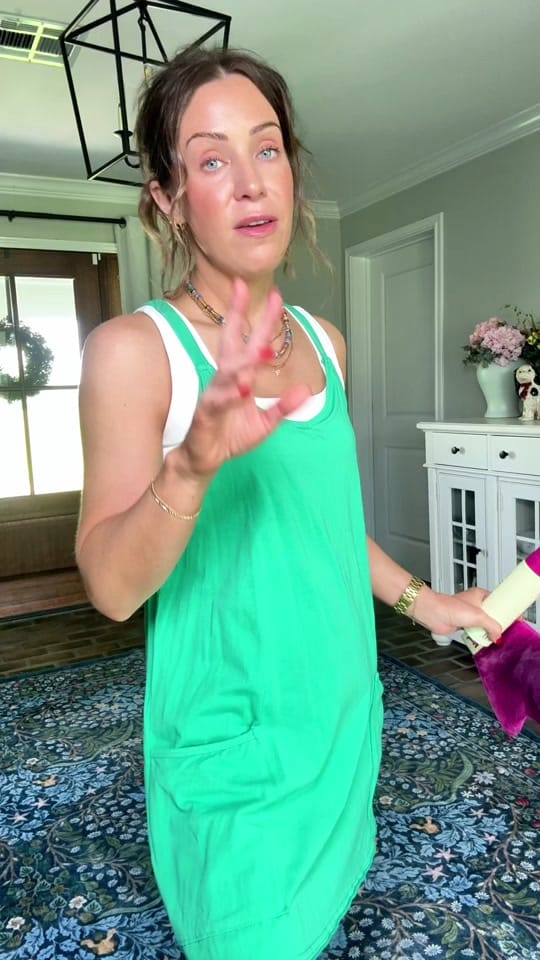 Post 1 by Farrah on TikTok (video)